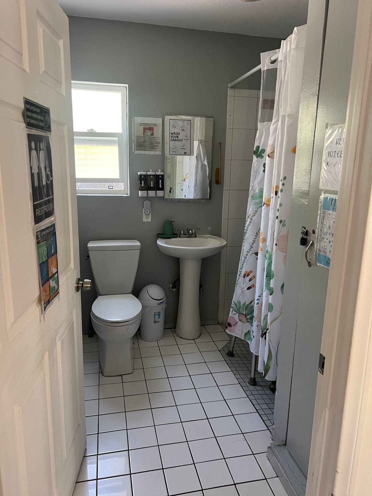 Gardena 6-Bed RCFE — bathroom