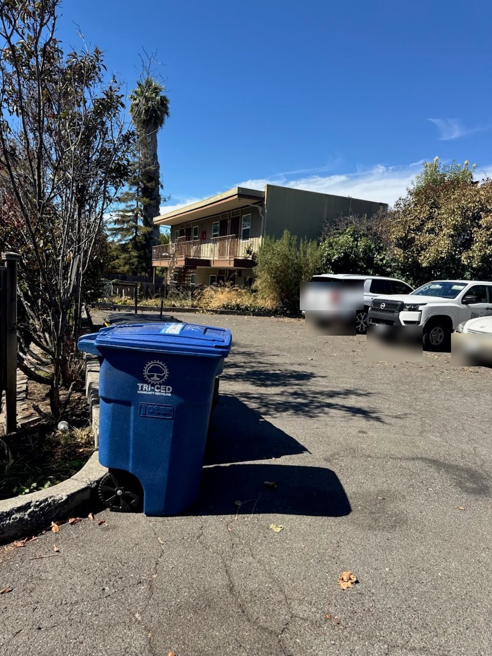 Hayward Care-Ready Home for Lease — parking